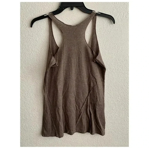 🆕 Disney Villains Macchiato 'Villainy' Circle Racerback Tank S🆕 - Picture 5 of 7